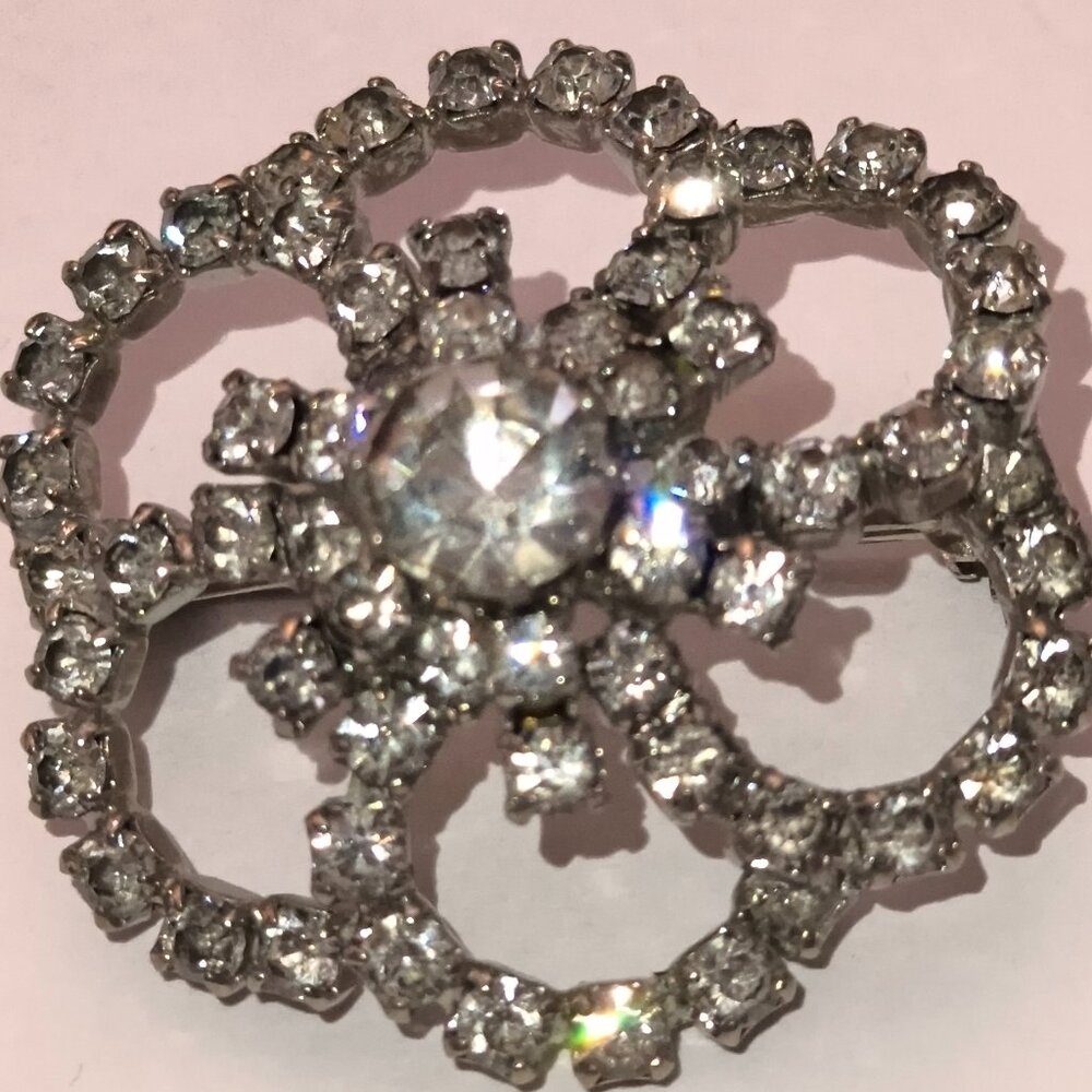 Vintage Silver & Rhinestone Filigree Ruffled Brooch Made in Austria          3